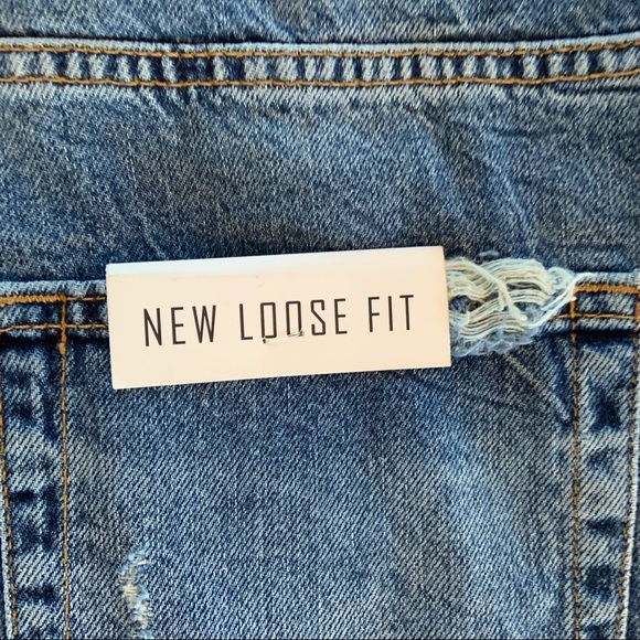 NWT ZARA men’s capris distressed jeans-size 32 - Picture 2 of 12